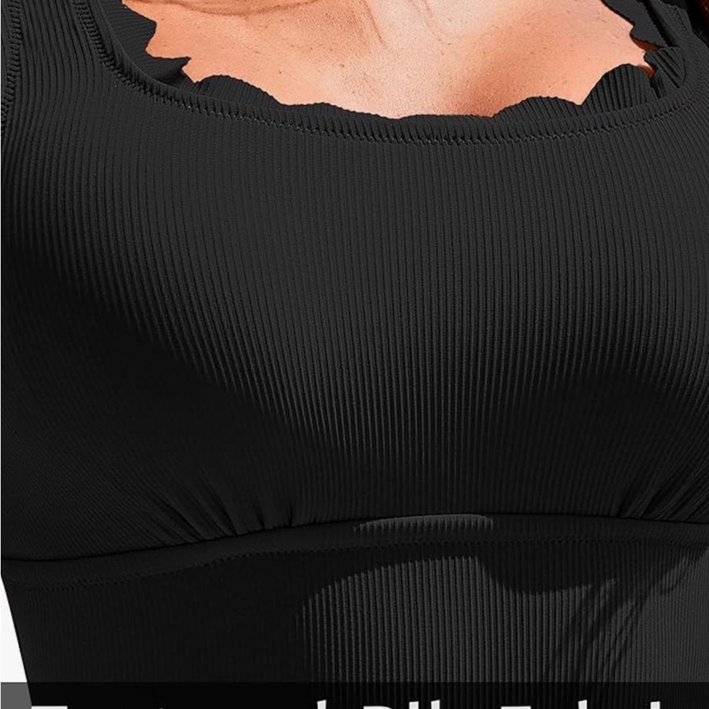 CHARMO Charmo Women's Scalloped Edge One Large NWT - Picture 4 of 5